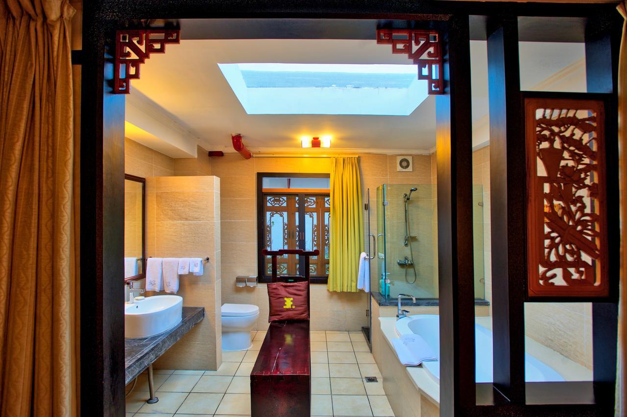 Lijiang Wangfu Hotel Bagian luar foto