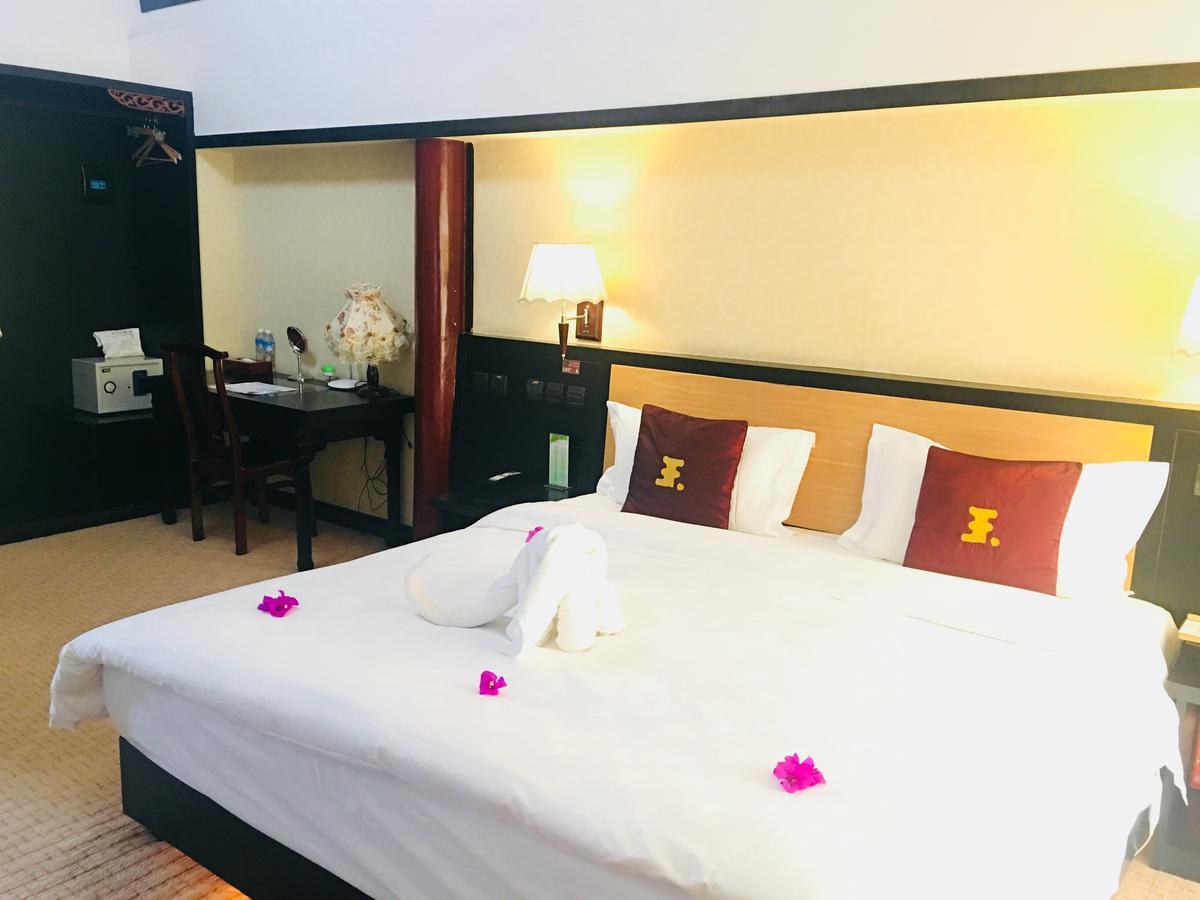 Lijiang Wangfu Hotel Bagian luar foto